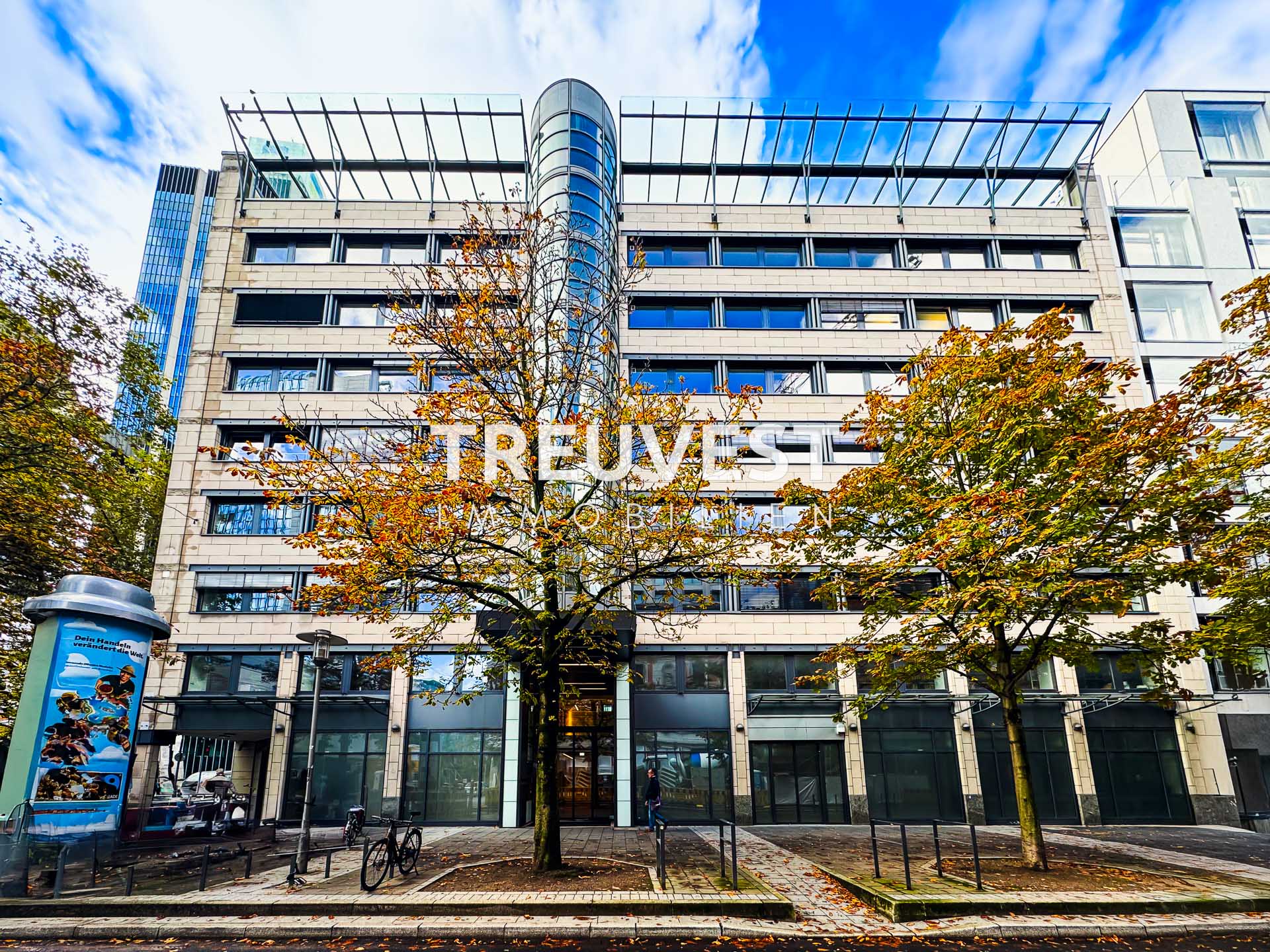 Bürofläche zur Miete provisionsfrei 19,50 € 530,2 m²<br/>Bürofläche ab 140 m²<br/>Teilbarkeit Friedrichstadt Düsseldorf 40215