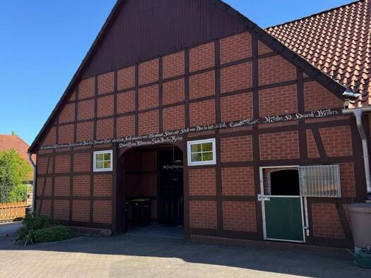 Mehrfamilienhaus zum Kauf 450.000 € 8 Zimmer 210 m² 1.000 m² Grundstück Mellendorf Wedemark 30900