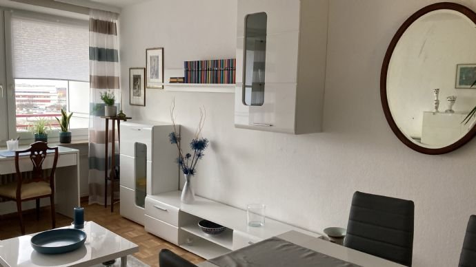 Studio zur Miete 950 € 1 Zimmer 32 m²<br/>Wohnfläche 6.<br/>Geschoss Engadiner Strasse 52 Fürstenried-West München 81475