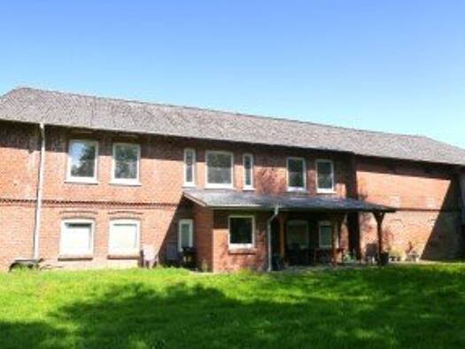 Bauernhaus zum Kauf 345.000 € 12 Zimmer 360,4 m² 9.145 m² Grundstück Wingst 21789