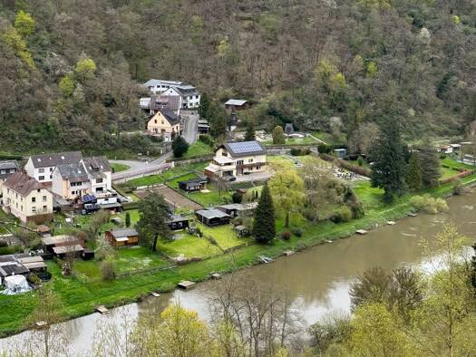 Mehrfamilienhaus zum Kauf 640.000 € 12 Zimmer 420 m² 819 m² Grundstück Laurenburg 56379