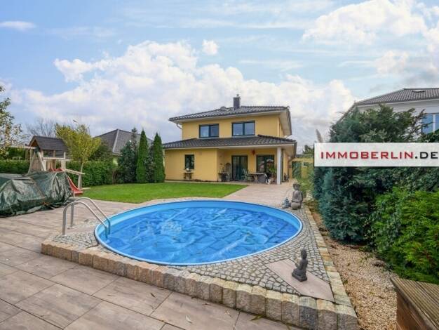 Einfamilienhaus zum Kauf 899.000 € 5 Zimmer 184 m² 717 m² Grundstück Altglienicke Treptow-Köpenick 12524