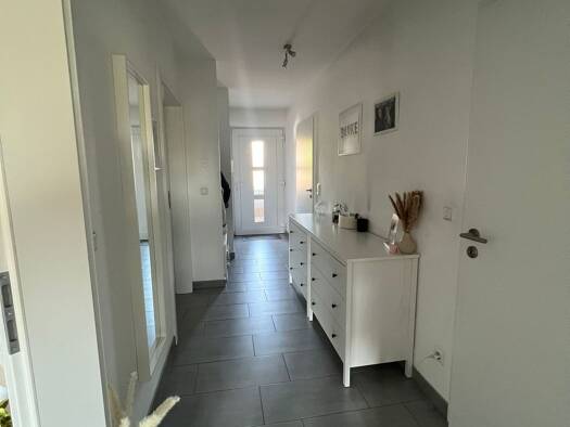 Wohnung zur Miete 695 € 2 Zimmer 69 m² Geschoss 1/2 frei ab 01.08.2026 Kevelaer 47623