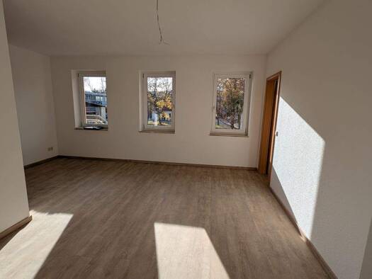 Wohnung zur Miete 385 € 2 Zimmer 51 m² frei ab 15.12.2025 Arnstadt 99310