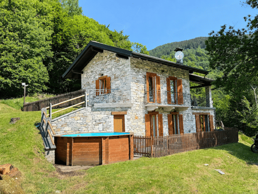 Einfamilienhaus zum Kauf 265.000 € 4 Zimmer 75 m² 3.400 m² Grundstück frei ab sofort Trarego Viggiona 28826