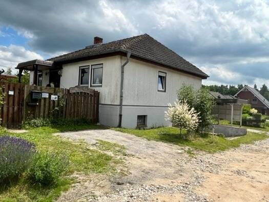 Einfamilienhaus zum Kauf 149.000 € 5 Zimmer 96 m² 1.095 m² Grundstück frei ab sofort Glasewitz Glasewitz 18276