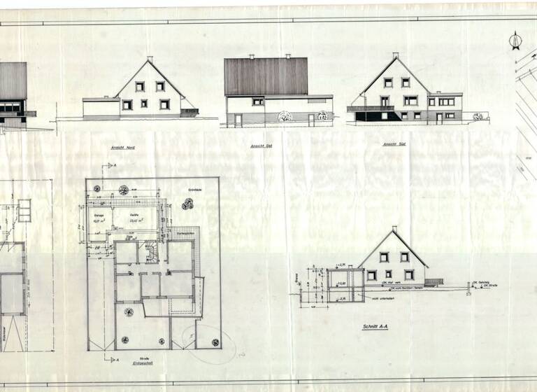 Mehrfamilienhaus zum Kauf provisionsfrei 370.000 € 9 Zimmer 220 m² 533 m² Grundstück Untereisenheim Eisenheim 97247