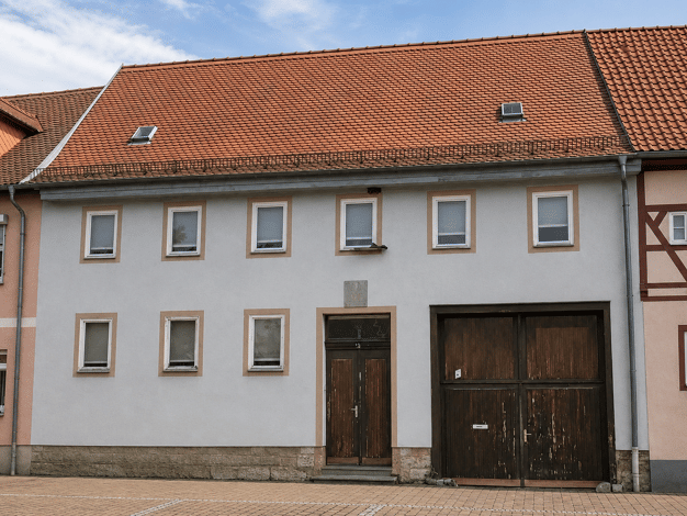 Mehrfamilienhaus zum Kauf 85.000 € 9 Zimmer 199 m² 650 m² Grundstück frei ab sofort Kölleda Kölleda 99625