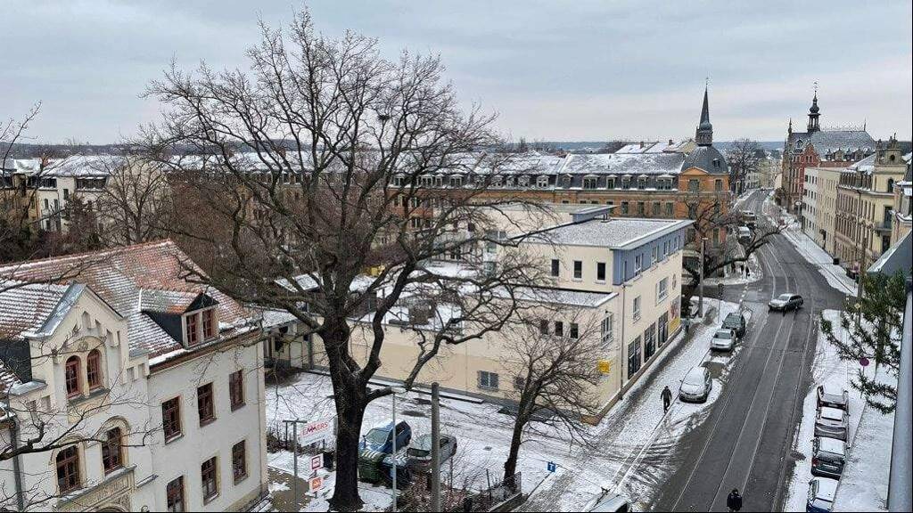 Studio zur Miete 498 € 1 Zimmer 62,3 m² frei ab sofort Pieschen-Süd Dresden 01127