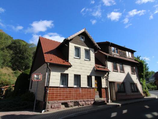Einfamilienhaus zum Kauf 35.000 € 4 Zimmer 100 m² 82 m² Grundstück frei ab sofort Unterschönau 98587