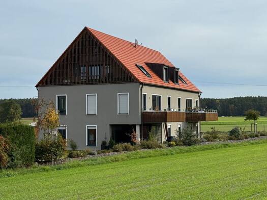 Wohnung zur Miete 1.325 € 3,5 Zimmer 105,9 m² Geschoss 2/3 frei ab sofort Obersteinbach Roth 91154