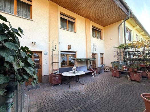 Reihenmittelhaus zum Kauf 118.000 € 3 Zimmer 80 m² 172 m² Grundstück Gröbers Kabelsketal, Gröbers 06184