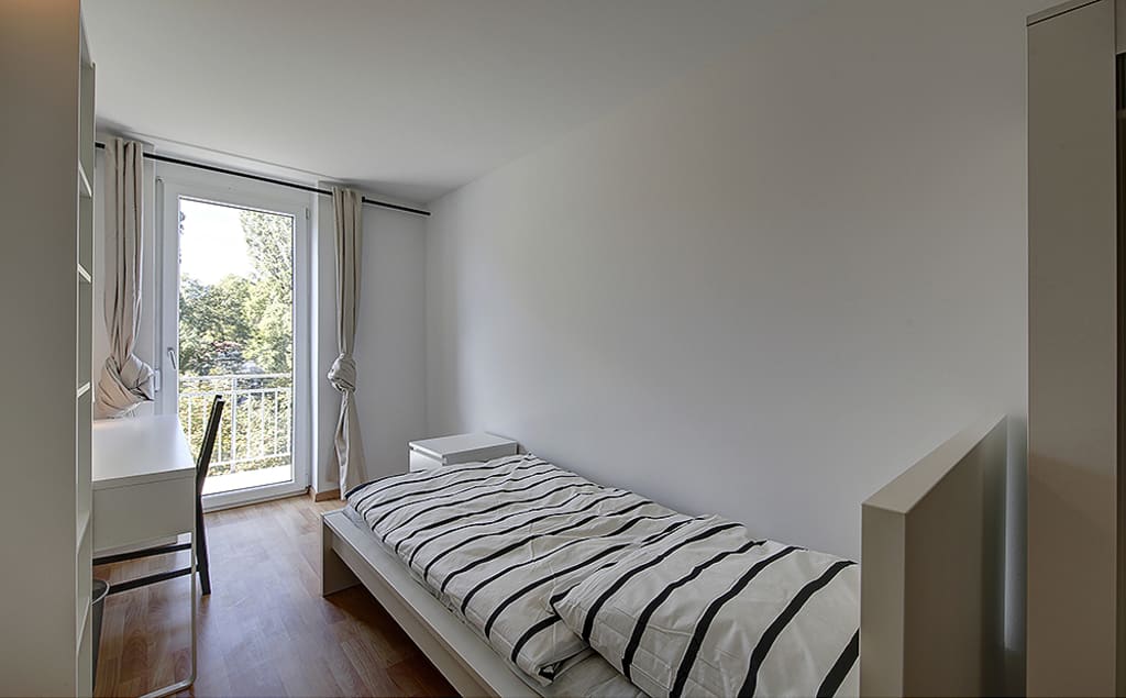 Wohnung zur Miete Wohnen auf Zeit 585 € 4 Zimmer 9 m²<br/>Wohnfläche 04.02.2025<br/>Verfügbarkeit Aachener Straße 8 Neckarvorstadt Stuttgart 70376