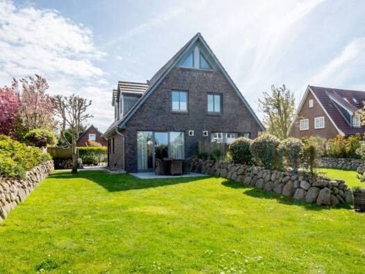 Doppelhaushälfte zum Kauf 1.595.000 € 5 Zimmer 125 m² 684 m² Grundstück Westerland Sylt 25980