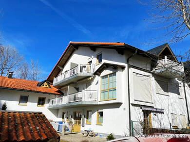 Wohnung zum Kauf 189.000 € 3 Zimmer 90,1 m² Dachgeschoss Waldhäuser Neuschönau / Waldhäuser 94556