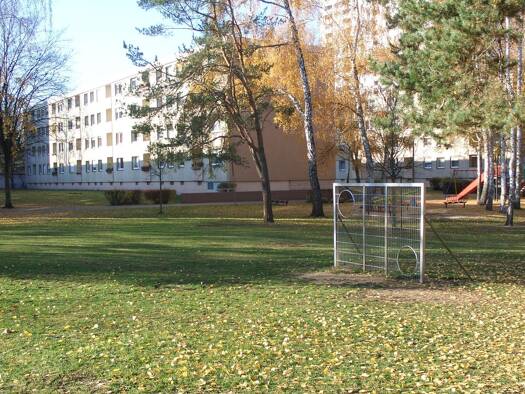 Wohnung zur Miete 840 € 3,5 Zimmer 77,5 m² Geschoss 3/4 frei ab 01.06.2026 Neuselsbrunn Nürnberg 90471