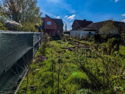 Doppelhaushälfte zum Kauf 129.000 € 5 Zimmer 122 m² 645 m² Grundstück frei ab 01.11.2026 Pommritz Hochkirch 02627