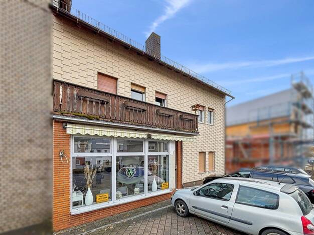 Doppelhaushälfte zum Kauf 112.500 € 6 Zimmer 180,1 m² 372 m² Grundstück Eibelshausen Eschenburg 35713