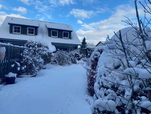 Doppelhaushälfte zur Miete 1.450 € 5,5 Zimmer 130 m² 334 m² Grundstück frei ab 15.05.2026 Wilhelm-Mellies-Straße 104 c Pivitsheide Detmold 32758