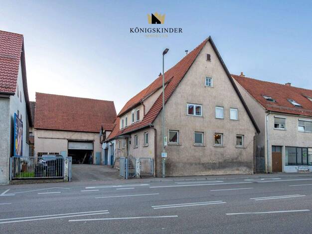 Haus zum Kauf provisionsfrei 379.000 € 7 Zimmer 180 m² 699 m² Grundstück Schnaitheim Heidenheim-Schnaitheim 89520
