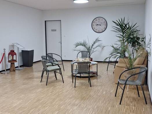 Büro zur Miete provisionsfrei 5.400 € 5 Zimmer 300 m² Bürofläche Friedrichshafen 88046