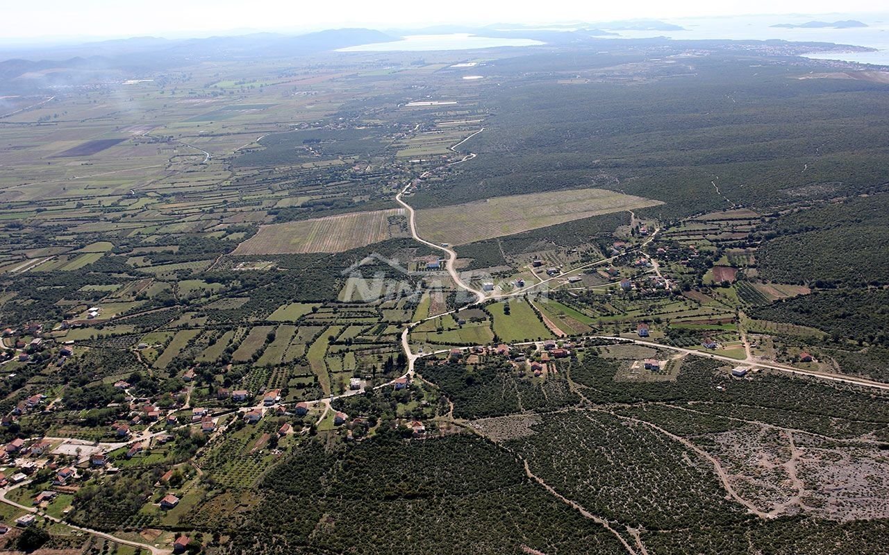 Land-/Forstwirtschaft zum Kauf 223.100 € Donje Rastane