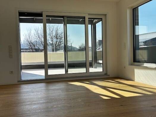 Penthouse zur Miete 2.100 € 3 Zimmer 119 m² Geschoss 2/3 frei ab sofort Gabelsbergerstraße 48 a West Landshut 84034