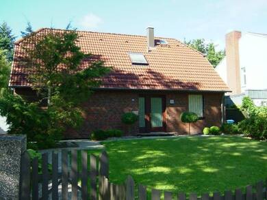 Einfamilienhaus zur Miete 1.800 € 4 Zimmer 130 m² 1.300 m² Grundstück Osterholder Allee Pinneberg 25421