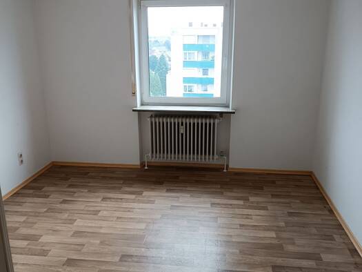 Wohnung zur Miete 480 € 3 Zimmer 73 m² 8. Geschoss frei ab 01.10.2026 Jean-Paul-Allee 5 Neustadt Neustadt b.Coburg 96465