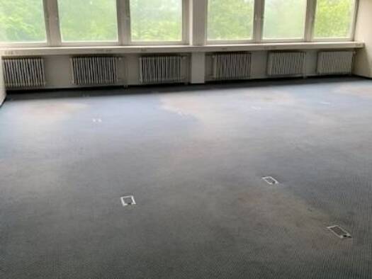 Büro zur Miete 120 m² Bürofläche teilbar ab 120 m² Oeslau Rödental 96472