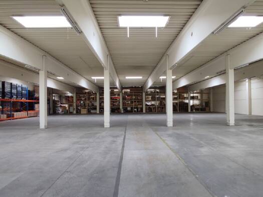 Lagerhalle zur Miete Hörsching 4063
