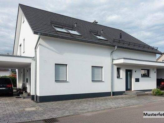Einfamilienhaus zum Kauf 389.000 € 6 Zimmer 192 m² 2.384 m² Grundstück Kossow Wardow 18299