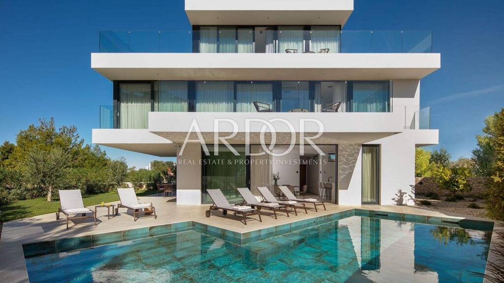 Einfamilienhaus zum Kauf 2.500.000 € 7 Zimmer 500 m² Grundstück Zadar 23000