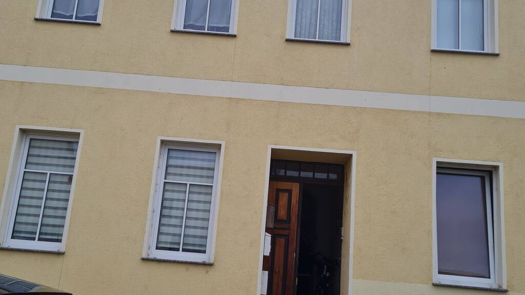 Mehrfamilienhaus zum Kauf als Kapitalanlage geeignet 144.900 € 228 m² Greppiner Straße 1 Bitterfeld Bitterfeld-Wolfen 06749