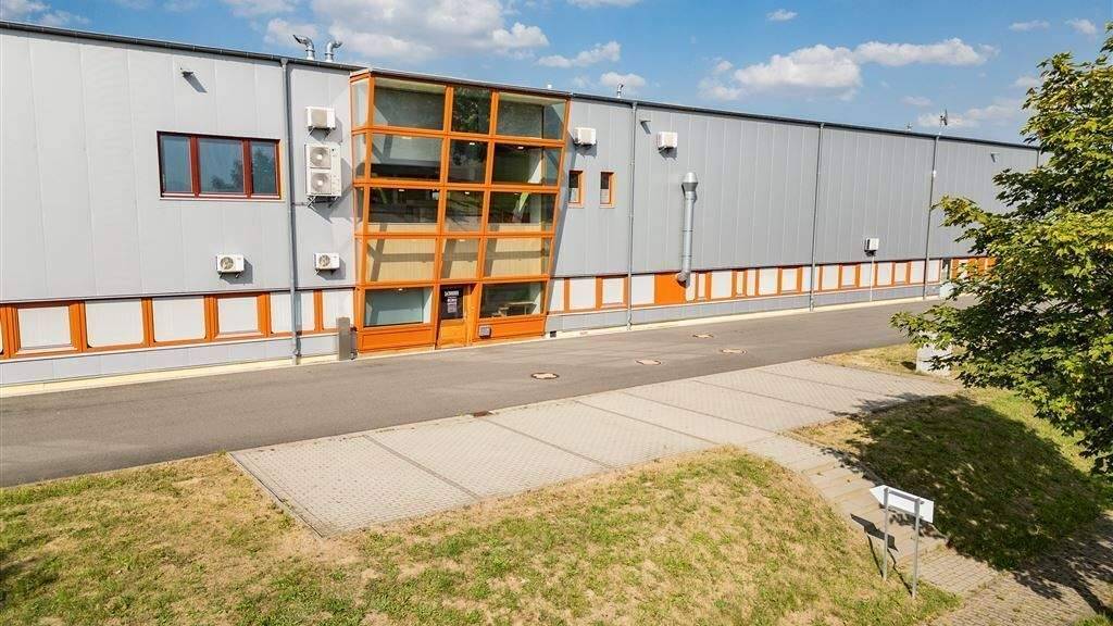 Produktionshalle zum Kauf 8.560 m² Lagerfläche Im Straßfeld 2 Behringen Hörselberg-Hainich 99820