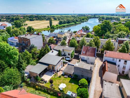 Mehrfamilienhaus zum Kauf 7 Zimmer 237 m² 935 m² Grundstück Calbe Calbe (Saale) 39240