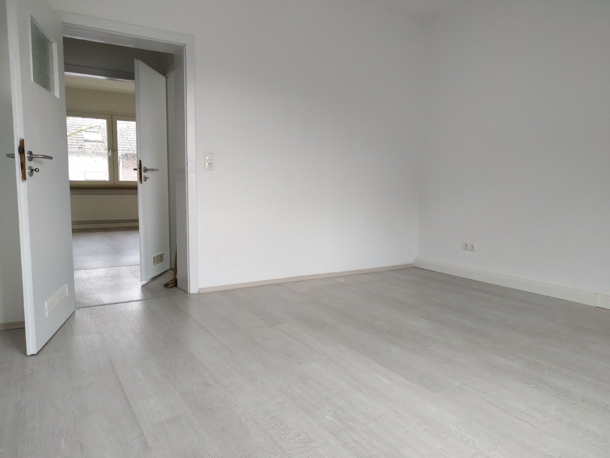 Wohnung zur Miete 290 € 1,5 Zimmer 38,8 m²<br/>Wohnfläche 1.<br/>Geschoss 01.01.2025<br/>Verfügbarkeit Aschenbruch 52 Günnigfeld Bochum 44866