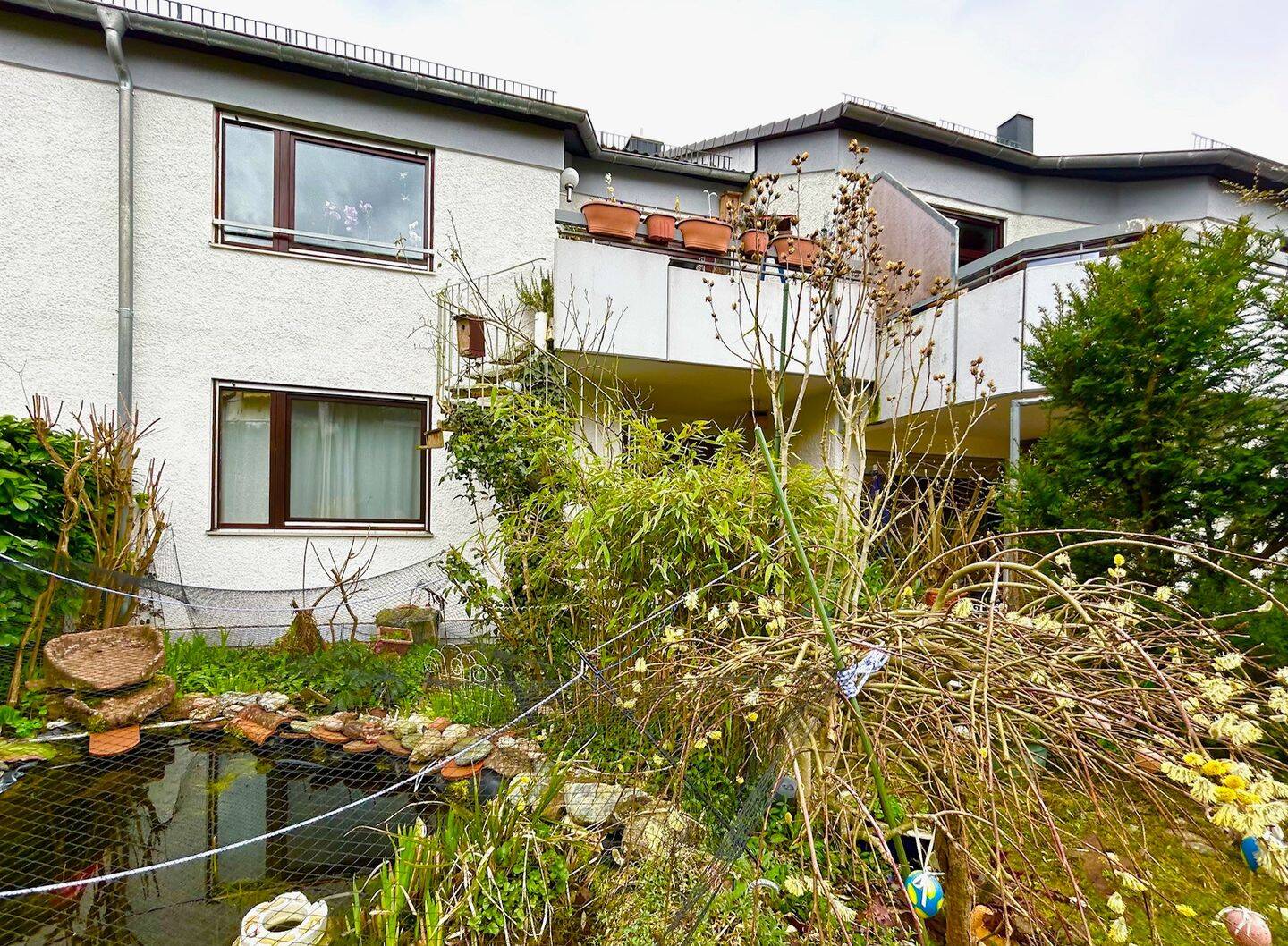 Immobilie in Bad Kissingen - Herzlich Willkommen in Ihrer  4-Zimmer-Eigentumswohnung mit Dachterrasse, Garten und Weitblick in ruhiger Lage von Bad Kissingen - Bild 0