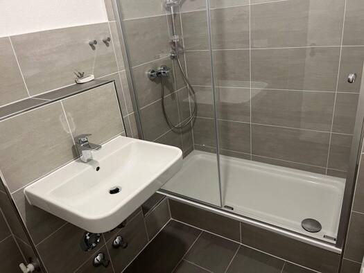 Wohnung zur Miete 650 € 2 Zimmer 66 m² 1. Geschoss frei ab 16.04.2026 Danziger Str. 26 Altstadt-Mitte Oberhausen 46045