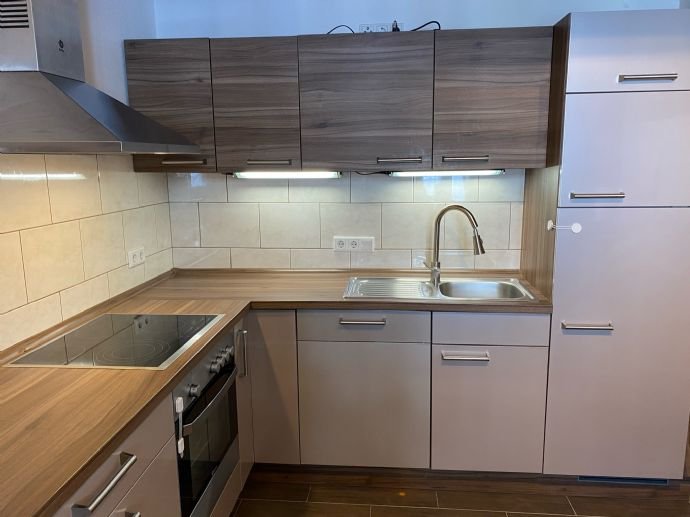 Wohnung zur Miete 800 € 3 Zimmer 88 m²<br/>Wohnfläche 2.<br/>Geschoss 01.04.2025<br/>Verfügbarkeit Sollbrüggen Krefeld 47800