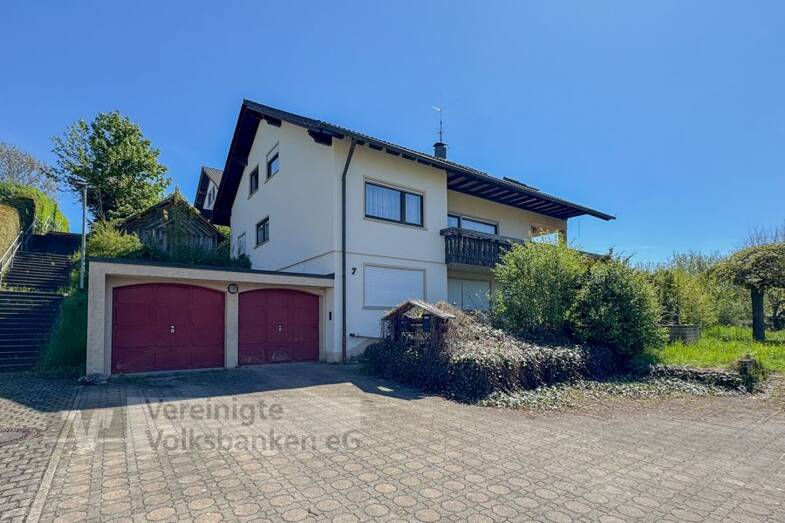 Mehrfamilienhaus zum Kauf 485.000 € 10 Zimmer 245 m² 877 m² Grundstück Kohlstetten Engstingen 72829