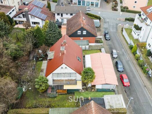 Einfamilienhaus zum Kauf 599.000 € 9 Zimmer 214 m² 607 m² Grundstück Friedrichsdorf Friedrichsdorf 61381