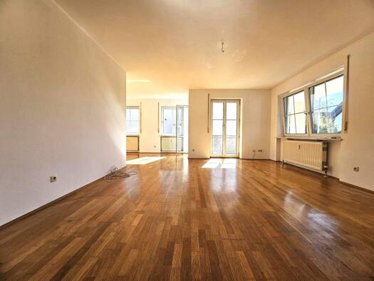 Wohnung zum Kauf 295.000 € 4 Zimmer 112,7 m² 1. Geschoss Vilshofen Vilshofen an der Donau 94474