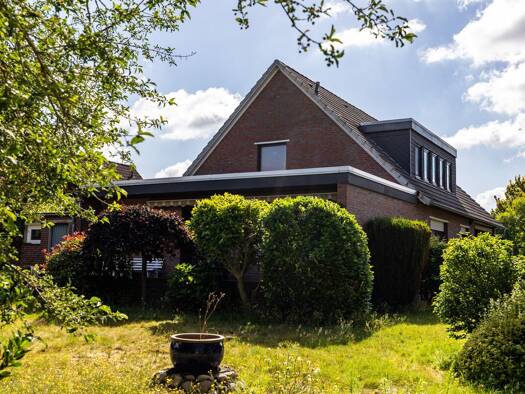 Mehrfamilienhaus zum Kauf 437.000 € 7 Zimmer 200 m² 768 m² Grundstück Deichhorst Delmenhorst 27753