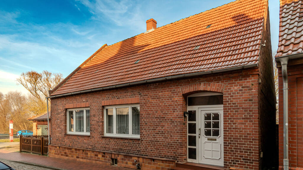 Einfamilienhaus zum Kauf 115.000 € 4 Zimmer 120 m² 451 m² Grundstück Dömitz 19303