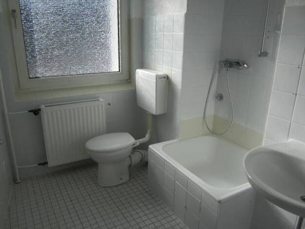 Wohnung zur Miete 593 € 2 Zimmer 56,5 m² frei ab sofort Kirchstraße 78 Broich Mülheim an der Ruhr 45479