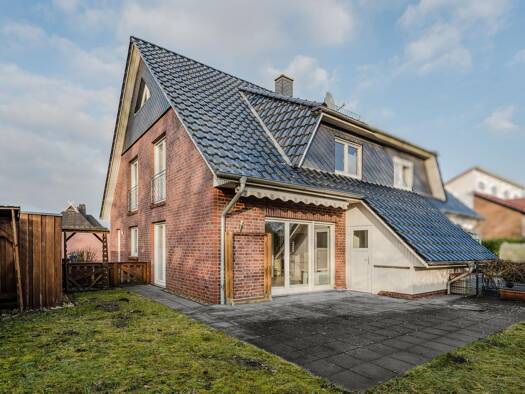 Doppelhaushälfte zum Kauf 499.500 € 5 Zimmer 142 m² 340 m² Grundstück Sottorf Rosengarten 21224