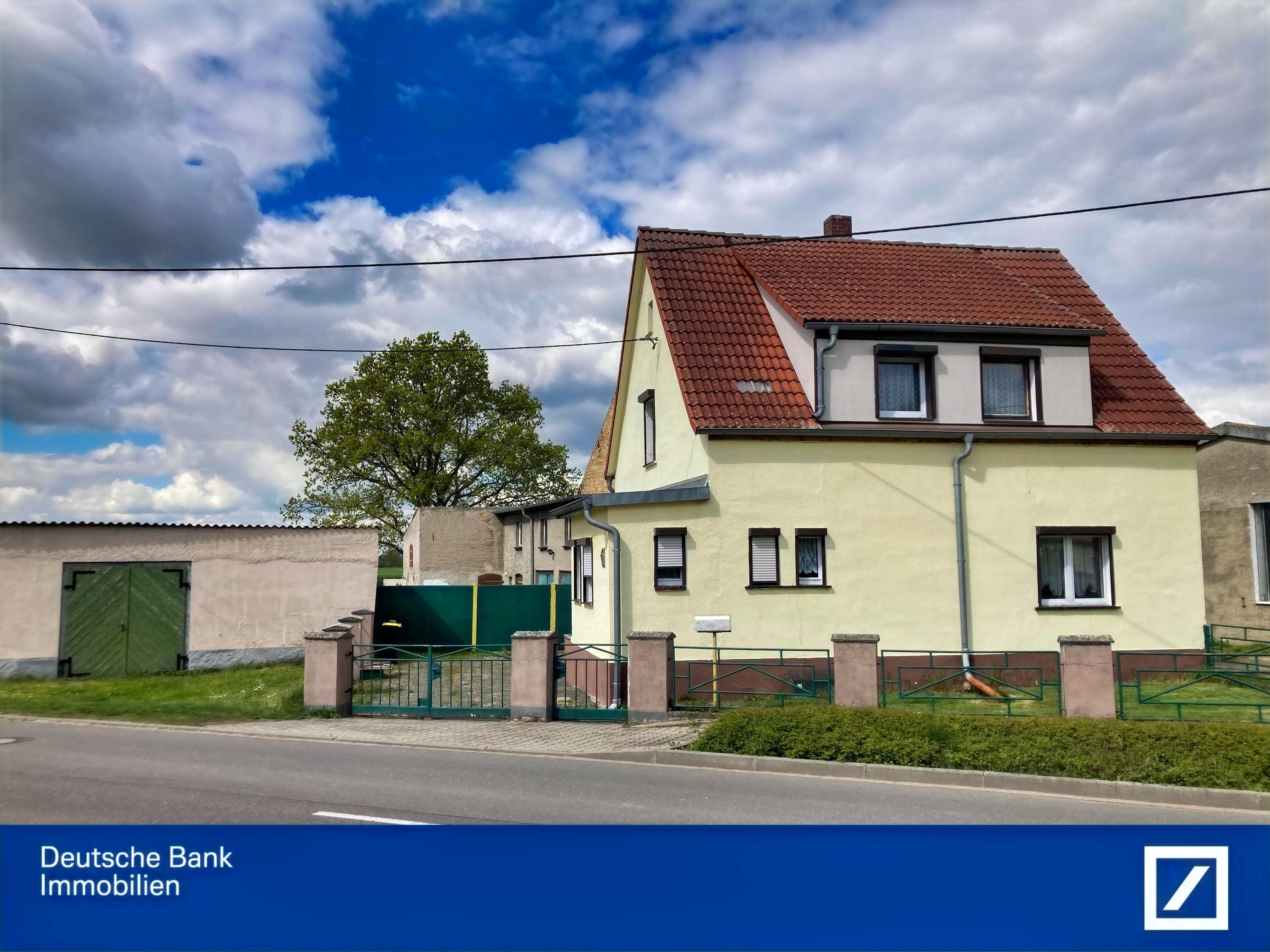 Einfamilienhaus zum Kauf 199.500 € 5 Zimmer 120 m²<br/>Wohnfläche 900 m²<br/>Grundstück ab sofort<br/>Verfügbarkeit Laue Delitzsch 04509