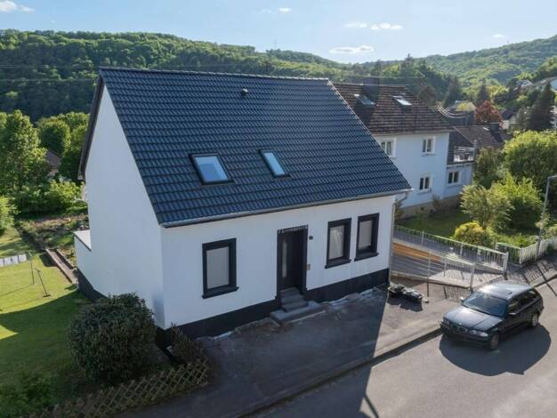 Haus zum Kauf 399.900 € 7 Zimmer 145 m² 496 m² Grundstück Simmertal 55618