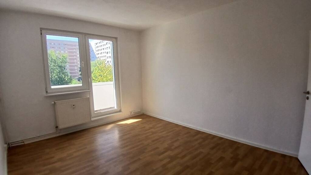 WG-Zimmer zur Miete 390 € 17 m² 2. Geschoss frei ab sofort Weißdornstraße 30 Grünau-Ost Leipzig 04209